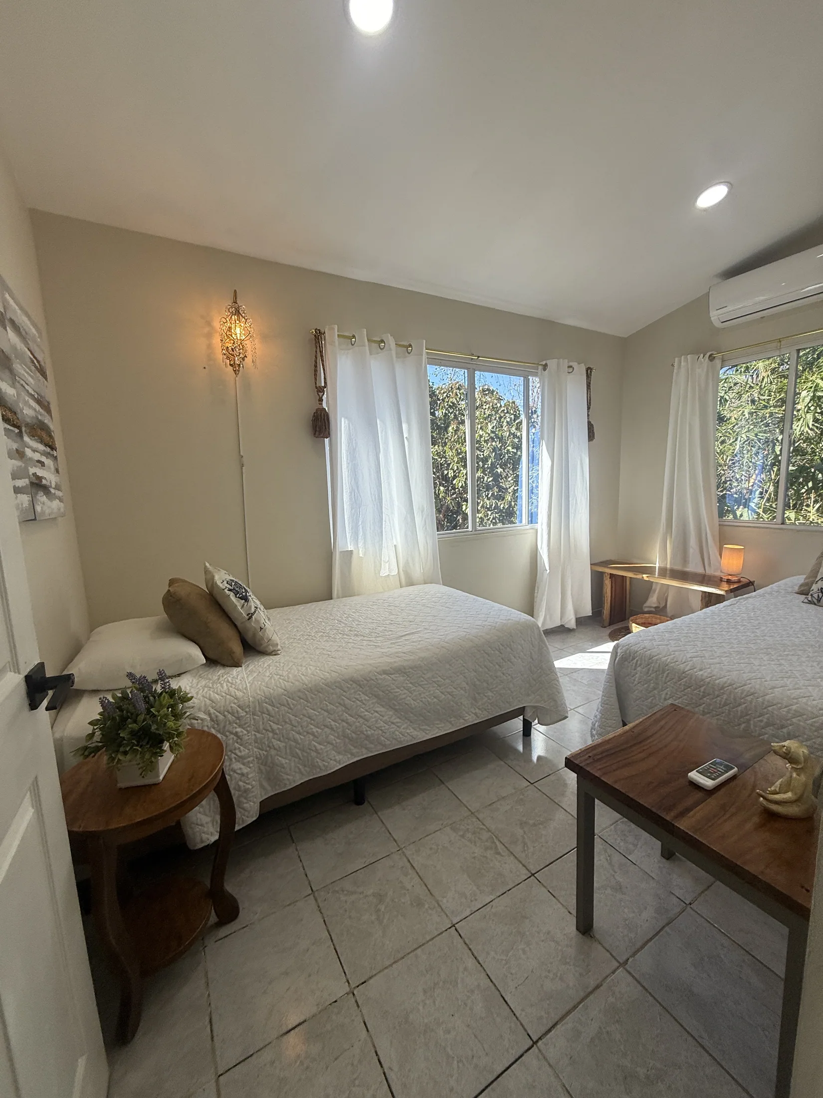 Twin bedroom